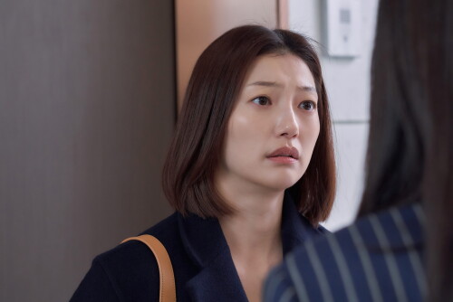 Battle-for-Happiness_PR-Stills_01.jpeg