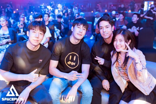 DJs_.jpeg