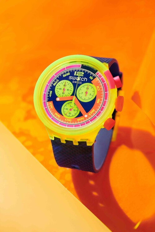 SWATCH-NEON-TO-THE-MAX_14.jpeg
