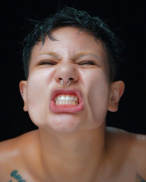 Silvy_IS-IT-You-Photo-03.jpeg